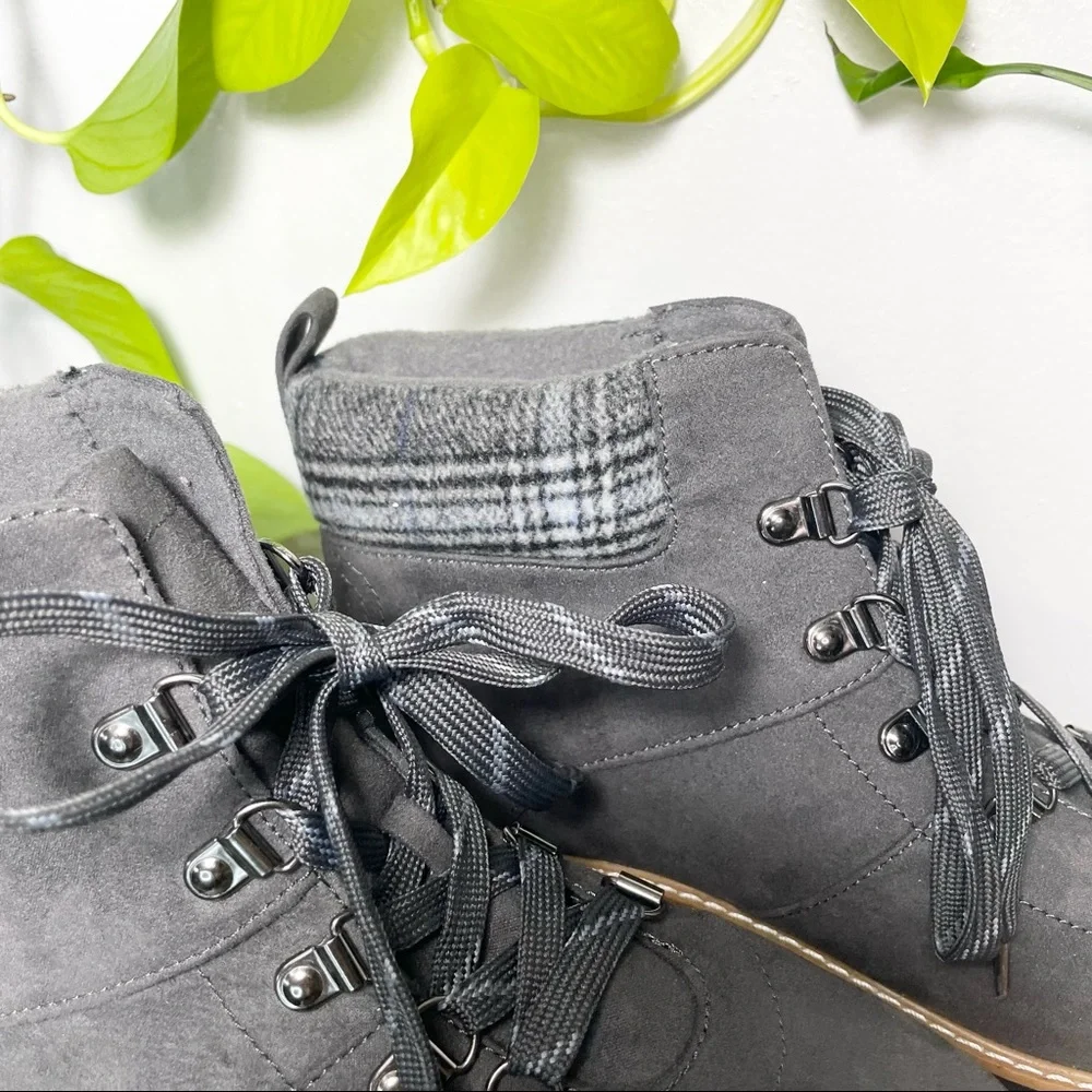 NWT Size 9.5 Sonoma ortholite Eco faux suede combat boots - Picture 4 of 7